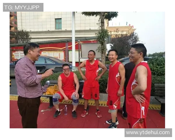 从异乡到赛场移民篮球明星的奋斗与荣耀之路